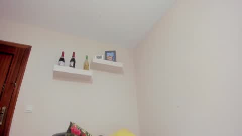 Snapshot of aafricaaa chatting on 02/03/25, 11:53 Sara online show from 02/03/25, 11:53