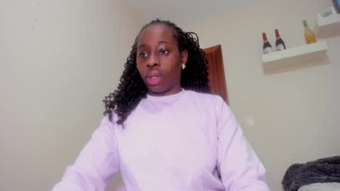 Snapshot of aafricaaa chatting on 02/11/25, 10:26 Sara online show from 02/11/25, 10:26