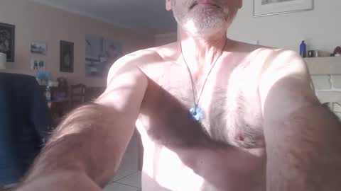 Aalex1717 online show from 01/01/25, 01:27