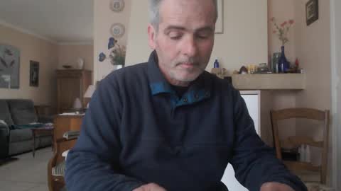 Aalex1717 online show from 03/12/25, 08:08