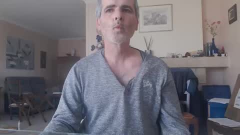 Aalex1717 online show from 03/19/26, 07:56