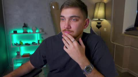 Alex online show from 02/28/25, 05:37