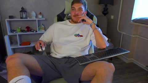 Alex online show from 03/09/25, 08:18