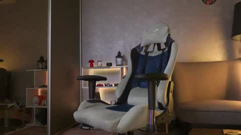 Alex online show from 10/27/25, 08:02