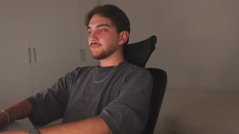 Alex online show from 06/05/26, 03:13