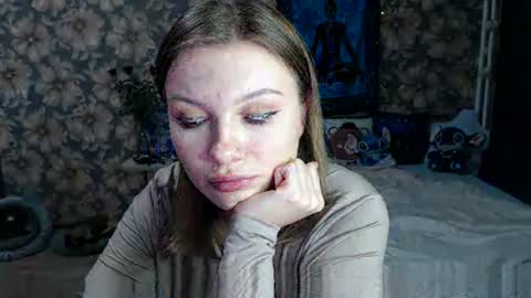 Alice online show from 09/12/25, 03:23