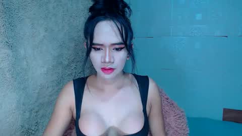 Snapshot of aaliyah04 chatting on 11/02/25, 05:43 BERLAT online show from 11/02/25, 05:43