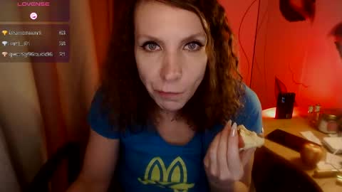 Katie online show from 01/06/25, 04:04