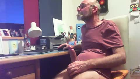 Snapshot of aamigo68 chatting on 03/04/25, 05:24 Amigo68 online show from 03/04/25, 05:24