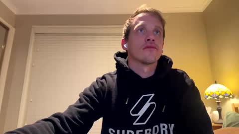 Snapshot of aanal341330 chatting on 09/12/25, 08:58 Kris online show from 09/12/25, 08:58