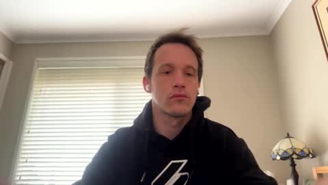 Snapshot of aanal341330 chatting on 09/12/25, 09:37 Kris online show from 09/12/25, 09:37