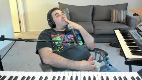 Aaron online show from 05/12/26, 10:51