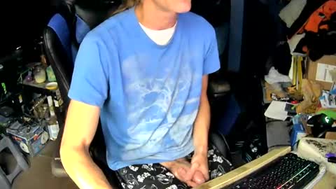 Snapshot of aaron111dub chatting on 07/08/26, 03:16 NorCalLongSlong online show from 07/08/26, 03:16