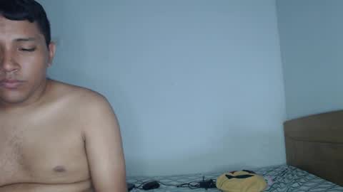 Aaron y Ann online show from 02/15/25, 04:01