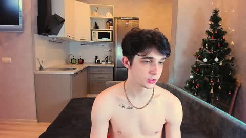 Aaron Bang online show from 01/25/25, 08:42