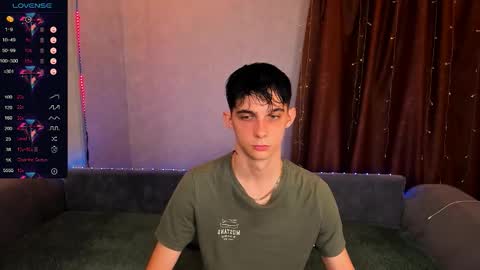 Aaron Bang online show from 09/18/25, 10:45