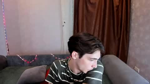 Aaron Bang online show from 06/04/26, 04:35