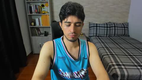 Aaron online show from 11/14/25, 05:55