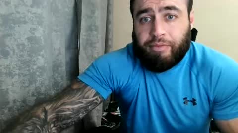 Snapshot of aaron_royal chatting on 07/05/26, 04:25 Davin tayl online show from 07/05/26, 04:25