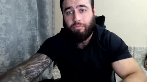 Snapshot of aaron_royal chatting on 07/17/26, 04:34 Davin tayl online show from 07/17/26, 04:34