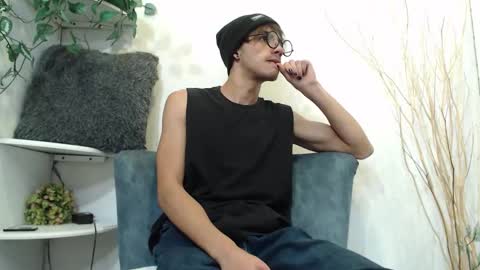 Aaron online show from 02/12/26, 11:49