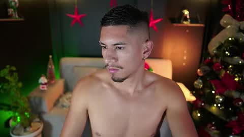 AARON  online show from 12/05/25, 08:45