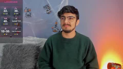 aaronfuentes7 online show from 10/13/25, 01:33