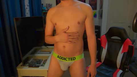 ShyGaymerGuy online show from 10/03/25, 12:29