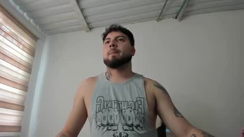 Snapshot of aaronhardi chatting on 05/14/26, 07:31 Aaron online show from 05/14/26, 07:31