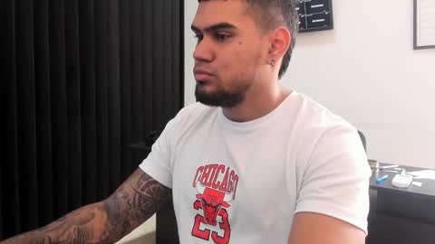 ig aaron hunter123 online show from 02/18/26, 03:52