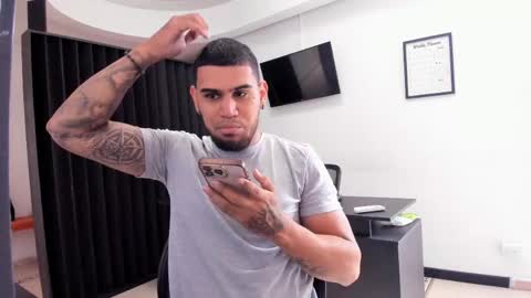 ig aaron hunter123 online show from 04/14/26, 04:57