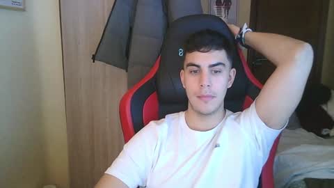 aaronlavine online show from 12/23/24, 03:33