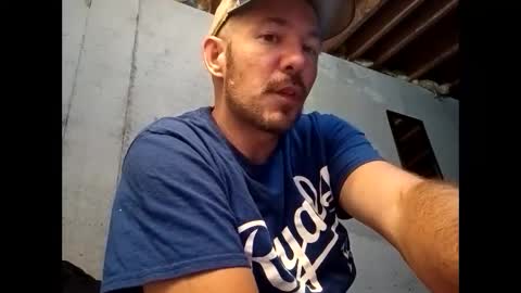 aaronshere888888 online show from 09/17/25, 04:14