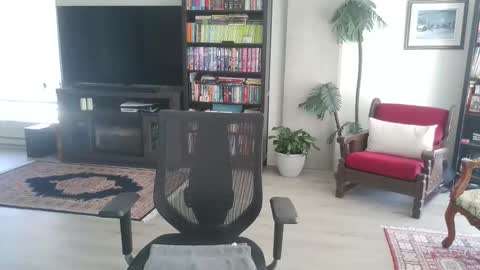 Snapshot of aarosteev chatting on 05/21/26, 02:02 Jason online show from 05/21/26, 02:02