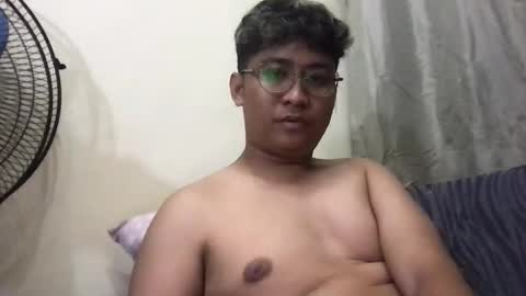 Snapshot of aasher15 chatting on 02/13/26, 02:35 aasher15 online show from 02/13/26, 02:35