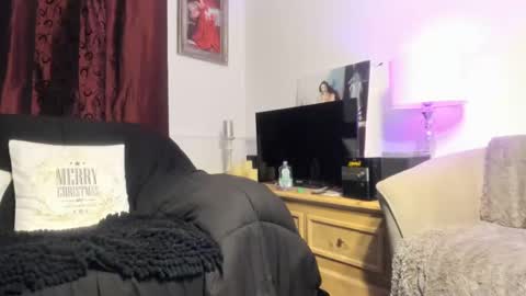 Aayra online show from 01/04/25, 09:31