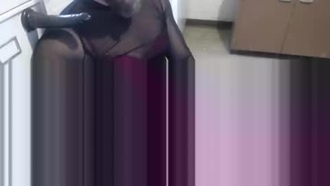 Snapshot of abab2012 chatting on 12/12/24, 08:43 abab2012 online show from 12/12/24, 08:43