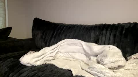 ababyy2901 online show from 10/04/25, 01:25