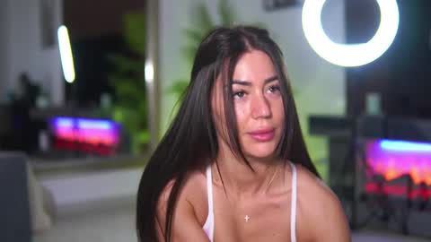 Snapshot of abbela_white chatting on 05/19/26, 05:58 Alexa online show from 05/19/26, 05:58