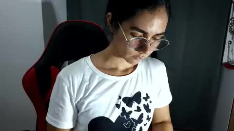 Martina online show from 10/27/25, 01:31