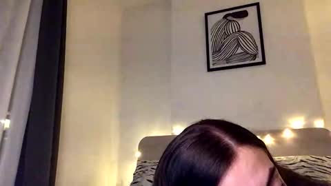 Abbie xo online show from 10/02/25, 06:37