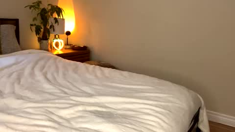 Abbie online show from 02/10/25, 06:45