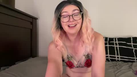 Snapshot of abbiwillow chatting on 08/07/26, 03:14 Abbi Willow online show from 08/07/26, 03:14