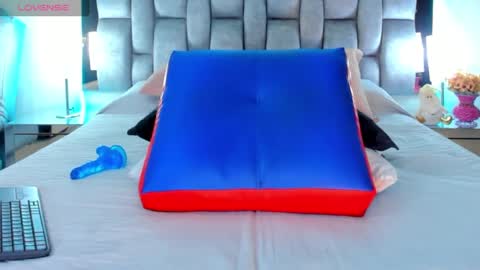 abby_blue01 online show from 12/04/24, 02:09