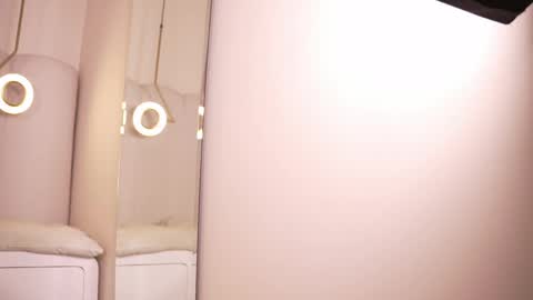 Snapshot of abby_me chatting on 05/26/26, 11:39 A B B Y online show from 05/26/26, 11:39