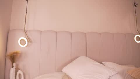 Snapshot of abby_me chatting on 06/11/26, 11:41 A B B Y online show from 06/11/26, 11:41