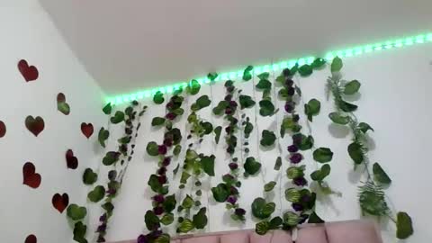 abby_moss_2 online show from 04/16/26, 12:28