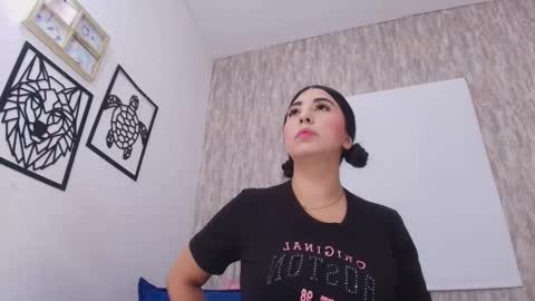 Abby online show from 11/11/25, 07:14