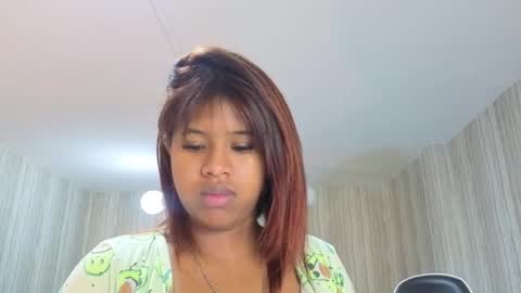 Snapshot of abby_t_ chatting on 10/04/25, 03:04 abby online show from 10/04/25, 03:04