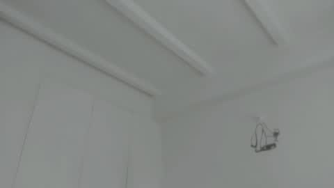 Laura  online show from 01/09/26, 06:42